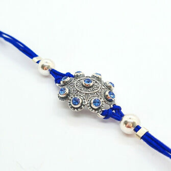 Pulsera botón charro con cristales e hilo de color