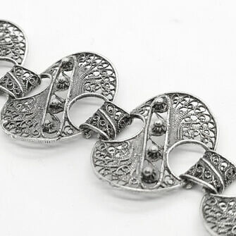 Pulsera de filigrana charra de medallones