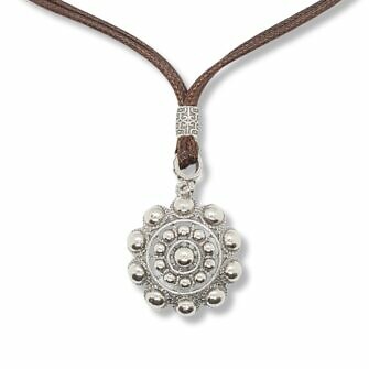 Colgante botón charro con cordón S1260 Marrón