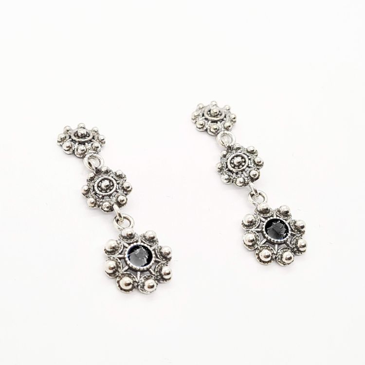 Pendientes tres botones charros cristal color negro en plata de ley filigrana charra de Salamanca 3 botón charro icono de Salamanca