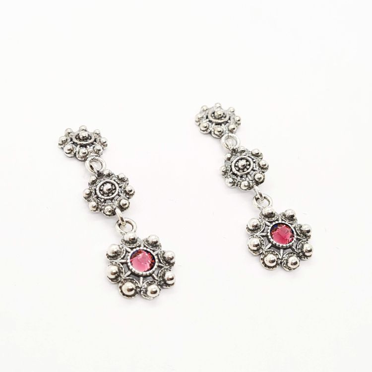 Pendientes tres botones charros cristal color rojo en plata de ley filigrana charra de Salamanca 3 botón charro icono de Salamanca