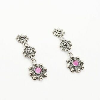 Pendientes tres botones charros cristal color rosa en plata de ley filigrana charra de Salamanca 3 botón charro icono de Salamanca