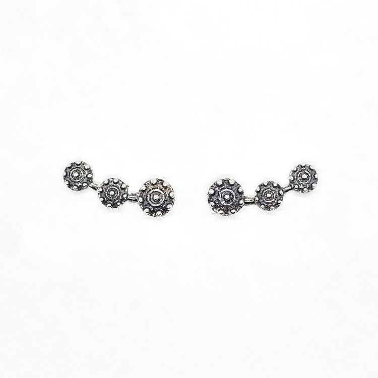 Pendientes trepadores botón charro tres botones charros pendientes trepador Salamanca filigrana charra pendentes charros Salamanca