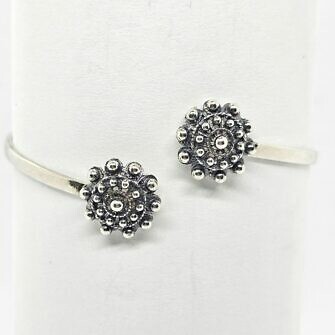 Brazalete Media Caña Botones Charros Dos Filas: Una Joya de Excepcional Belleza y Tradición de Salamanca pulsera rígida charra