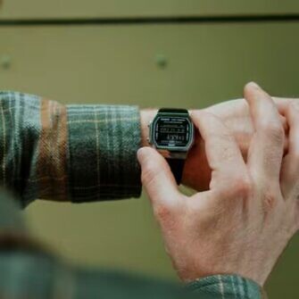 Reloj Casio Vintage Negro Bluetooth